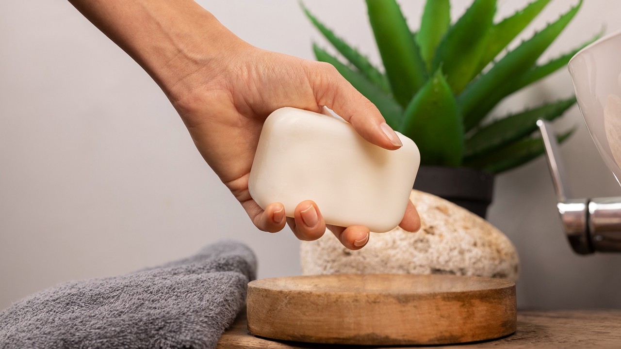 why-handmade-natural-soaps-are-a-better-choice-for-everyday-skincare